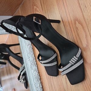 Elegant Black Strappy Women's Heels